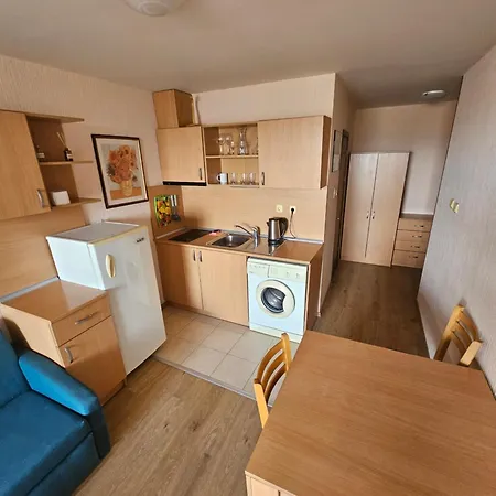 Vv Vigo Apartament *