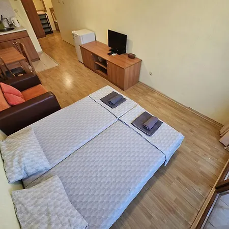 Vv Vigo * Nesebăr